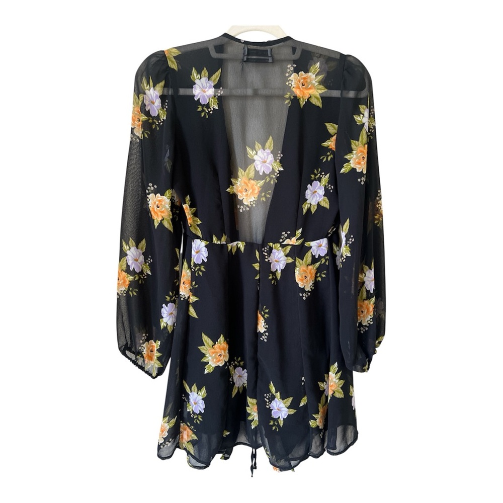 ✨ Urban Outfitters Floral Sheer Tie-Front Mini Dress  Size XS✨ - Picture 3 of 11